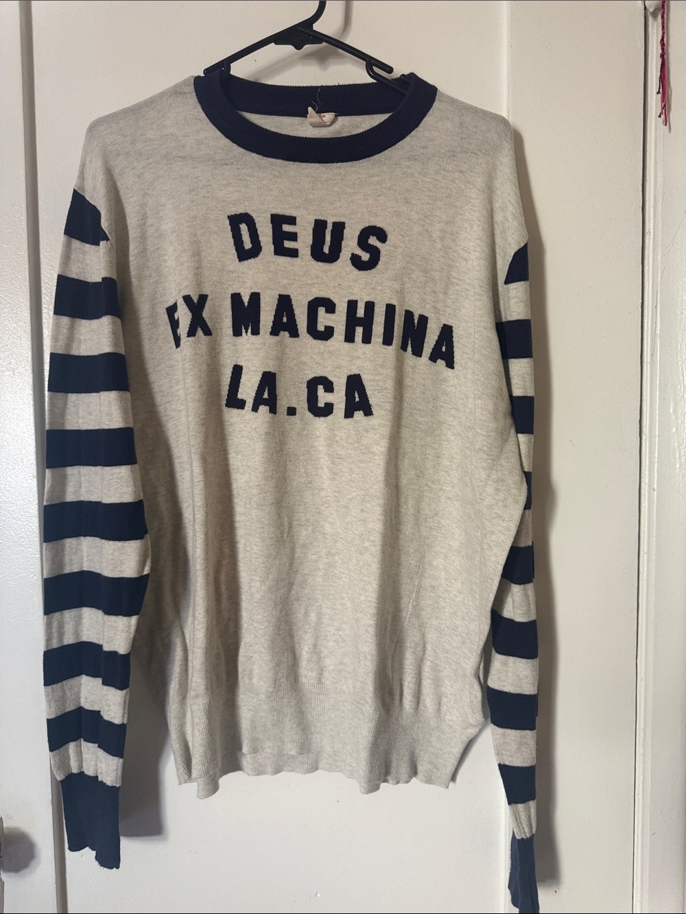 Deus ex Machina LA.CA Striped Sleeve Crewneck Sweater - white & navy